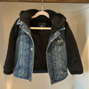 Gap Kids Sherpa and denim jacket.  Size 4/5